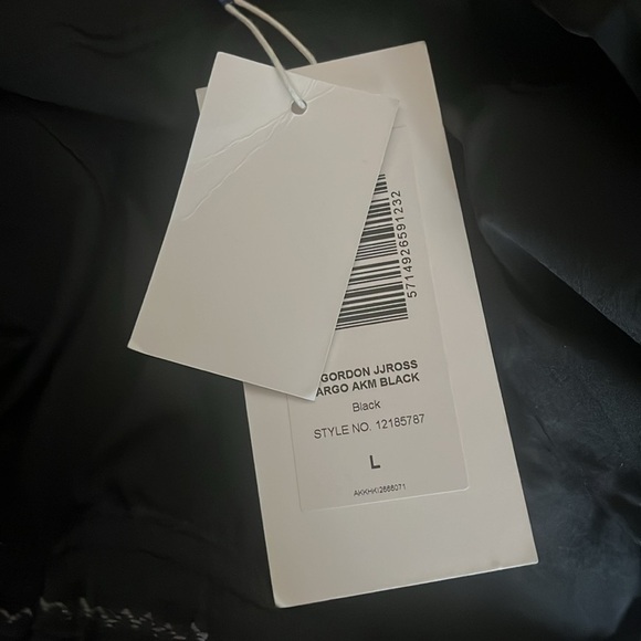 Jack & Jones mens JJIGORDON JUROSS CARGO AKM
BLACK Cargo Pants - Picture 15 of 16